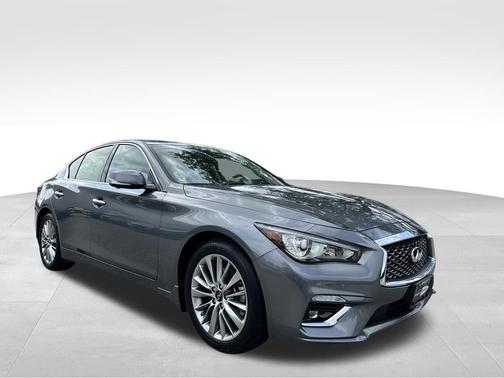 2024 INFINITI Q50 LUXE