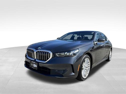 2025 BMW 530 i xDrive