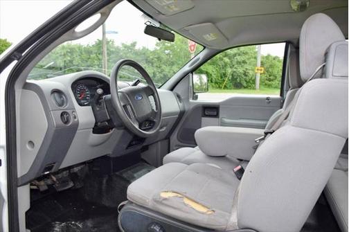 2005 Ford F-150 XL