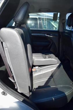 2011 Kia Sorento SX