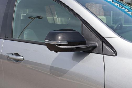 Sterling Gray Metallic 2026 Chevrolet Traverse AWD Z71