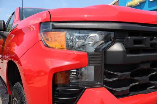 2022 Chevrolet Silverado 1500 Custom Trail Boss