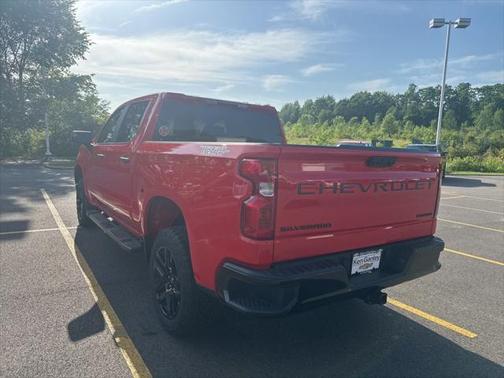 2022 Chevrolet Silverado 1500 Custom Trail Boss