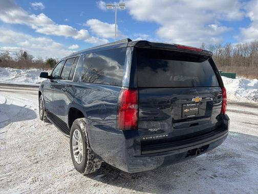 2017 Chevrolet Suburban LS