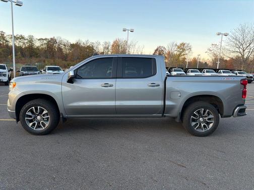 2024 Chevrolet Silverado 1500 LT