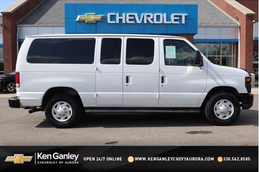2010 Ford E350 Super Duty XLT