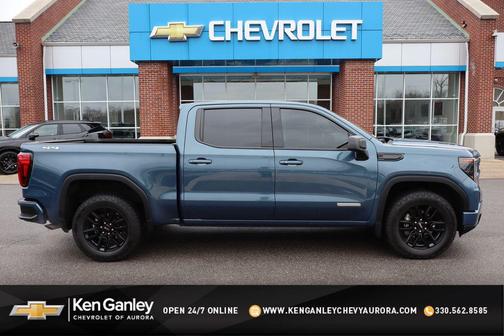 2024 GMC Sierra 1500 Elevation