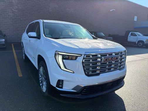2025 GMC Acadia Denali