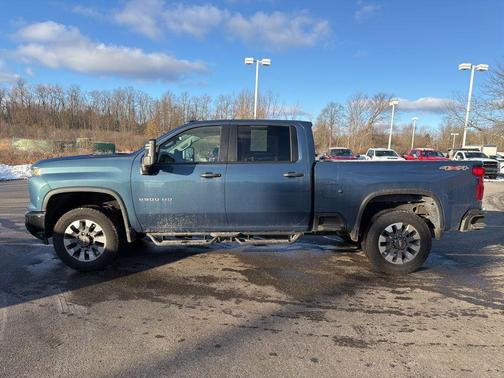 2024 Chevrolet Silverado 2500 Custom