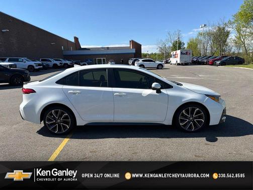 Super White 2021 Toyota Corolla XSE