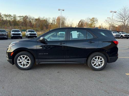 2023 Chevrolet Equinox LS