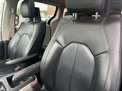 2018 Chrysler Pacifica Touring-L