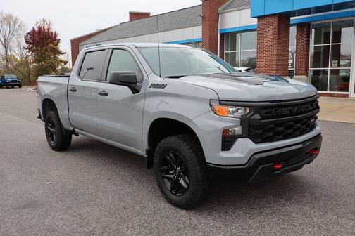 2024 Chevrolet Silverado 1500 Custom Trail Boss
