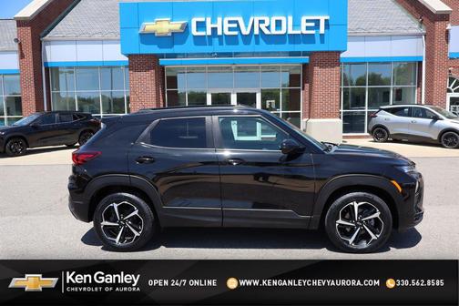 Mosaic Black Metallic 2023 Chevrolet Trailblazer RS