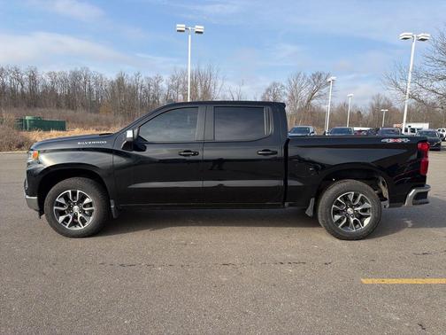 2024 Chevrolet Silverado 1500 LT