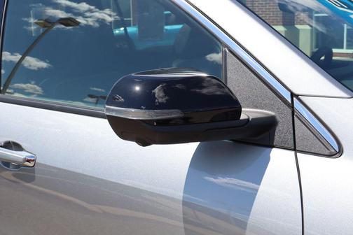 Sterling Gray Metallic 2026 Chevrolet Traverse High Country