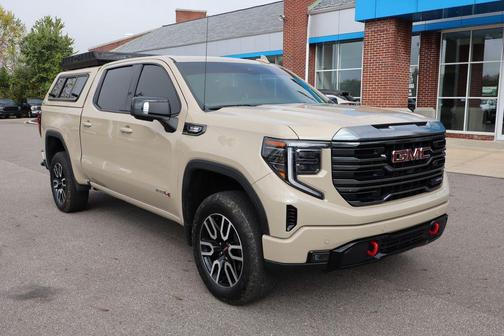 2023 GMC Sierra 1500 AT4