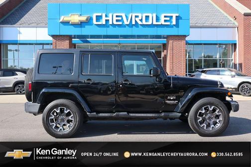 2016 Jeep Wrangler Unlimited Sahara