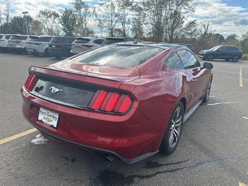 2017 Ford Mustang EcoBoost Premium