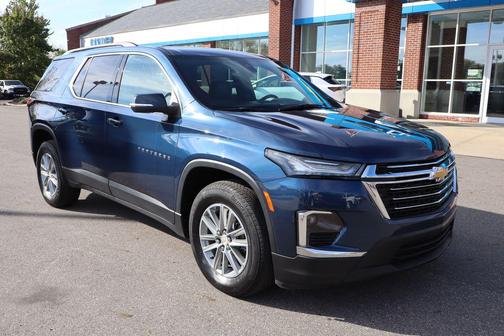 2023 Chevrolet Traverse LT Leather
