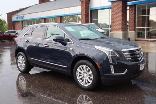 2017 Cadillac XT5 Base