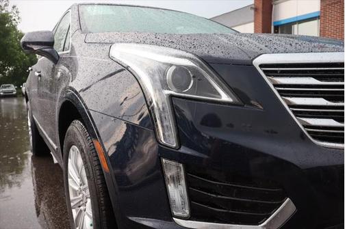 2017 Cadillac XT5 Base