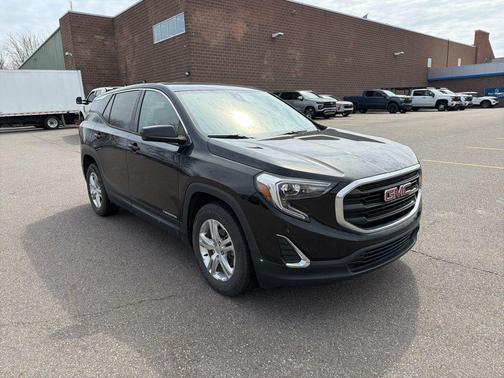 Ebony Twilight Metallic 2020 GMC Terrain SLE