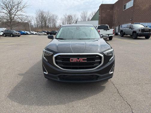 Ebony Twilight Metallic 2020 GMC Terrain SLE