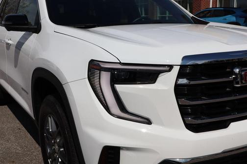 Summit White 2025 GMC Acadia FWD Elevation