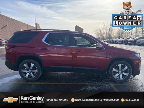 2023 Chevrolet Traverse LT Leather