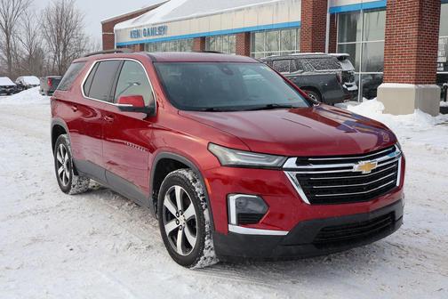 2023 Chevrolet Traverse LT Leather