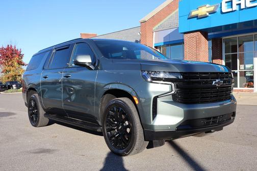 2023 Chevrolet Suburban RST