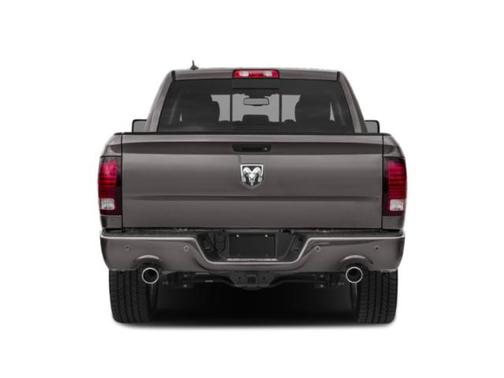 Brilliant Black Crystal Pearlcoat 2018 RAM 1500 Night Crew Cab 4x4 5'7' Box