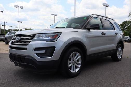2017 Ford Explorer Base