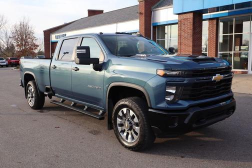 2024 Chevrolet Silverado 2500 Custom