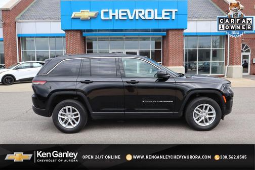 2024 Jeep Grand Cherokee Laredo