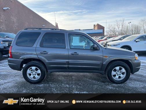 2004 Mazda Tribute ES V6