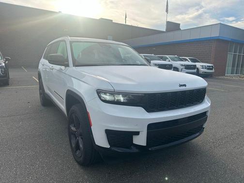 2024 Jeep Grand Cherokee L Altitude