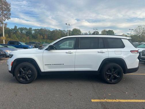 2024 Jeep Grand Cherokee L Altitude