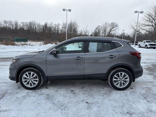 2021 Nissan Rogue Sport SV
