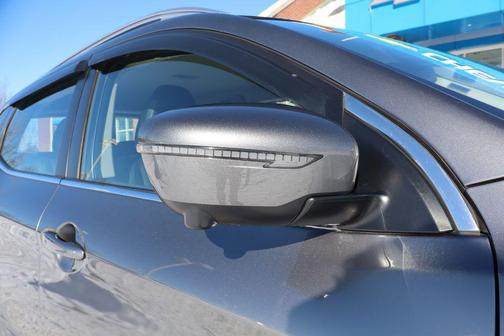 2021 Nissan Rogue Sport SV