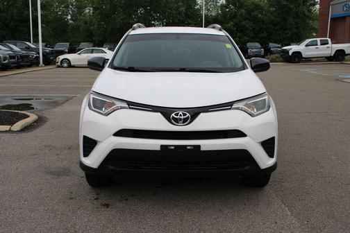 Super White 2016 Toyota RAV4 LE