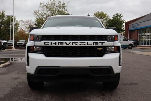 2022 Chevrolet Silverado 1500 Custom