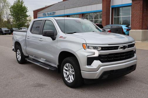 Silver Ice Metallic 2022 Chevrolet Silverado 1500 RST