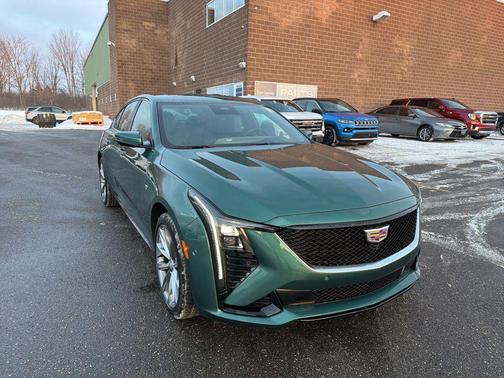 2025 Cadillac CT5 Sport
