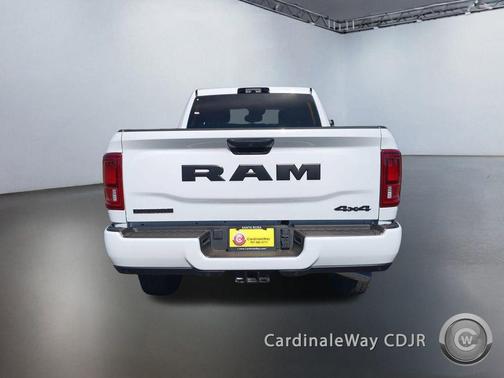 2025 RAM 2500 Big Horn Crew Cab 4x4 6'4' Box