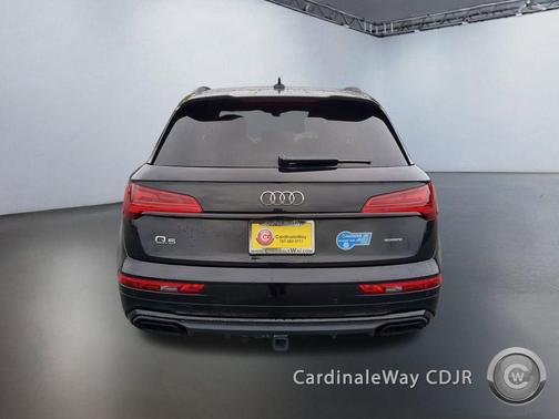 2022 Audi Q5 e 55 S line Premium Plus