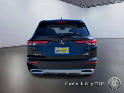2023 Mitsubishi Outlander PHEV SEL