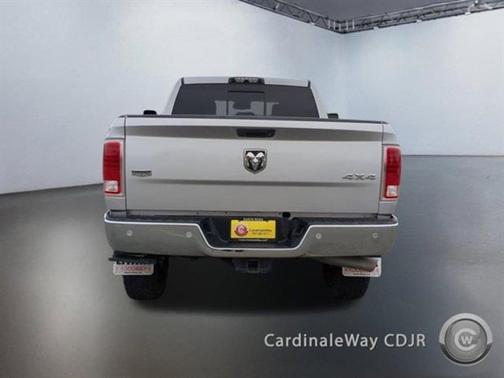2018 RAM 2500 Laramie Crew Cab 4x4 6'4' Box