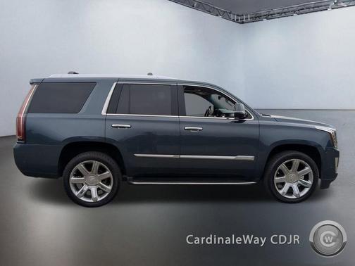 2019 Cadillac Escalade Luxury